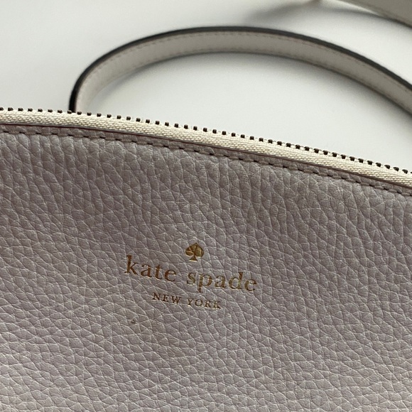 Kate Spade White Crossbody Bag with Woven Detail - Picture 2 of 10